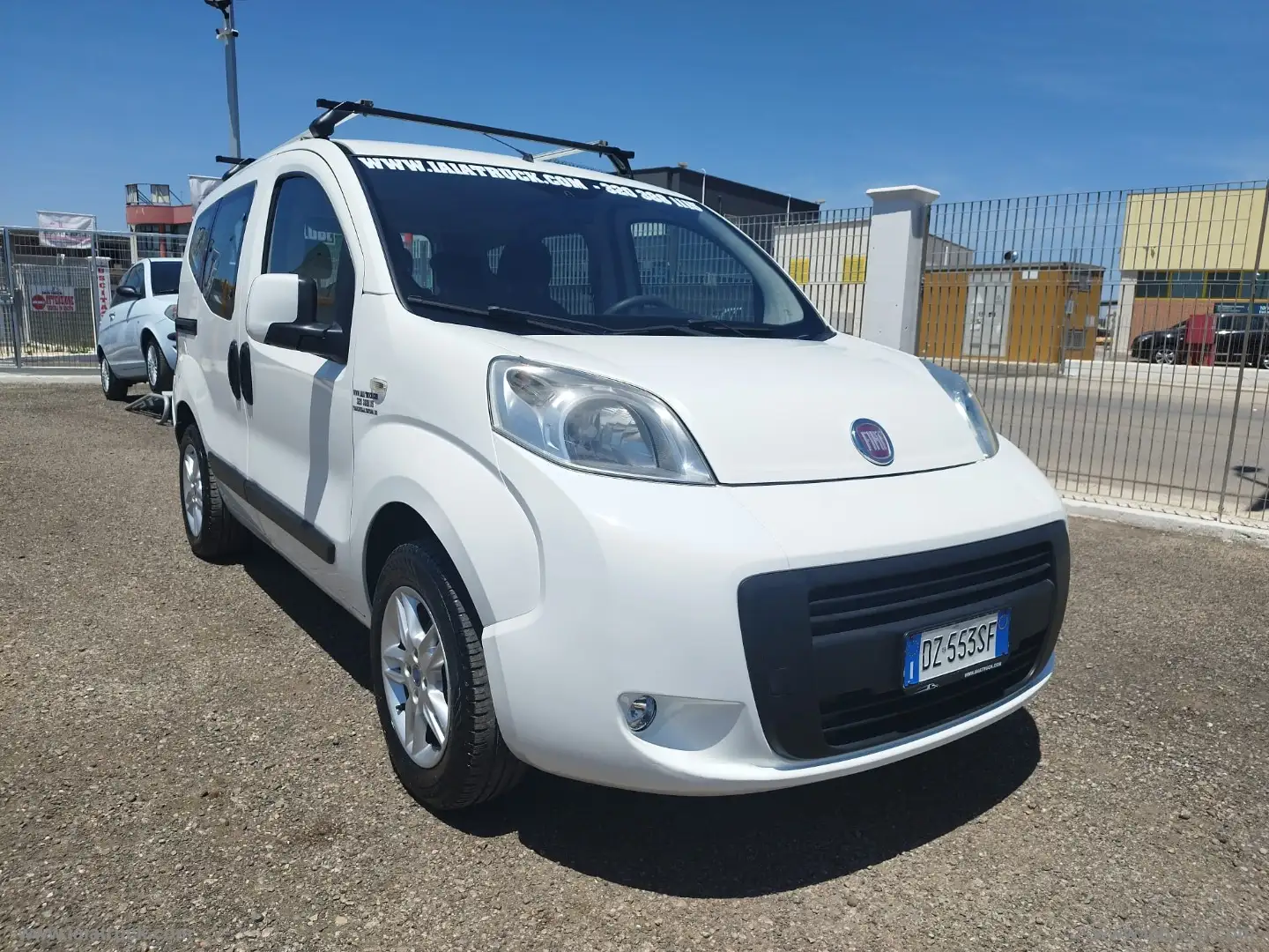 Fiat Qubo 1.4 8V 77 CV Active Natural Power Blanco - 2