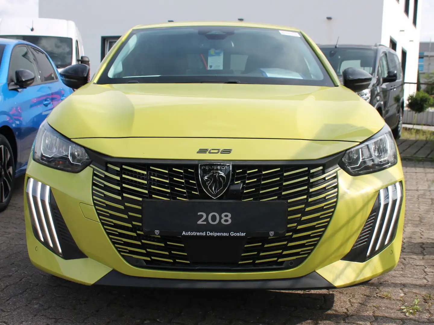 Peugeot 208 Allure Pure Tech 100 Sicht&Navi Paket Gelb - 2
