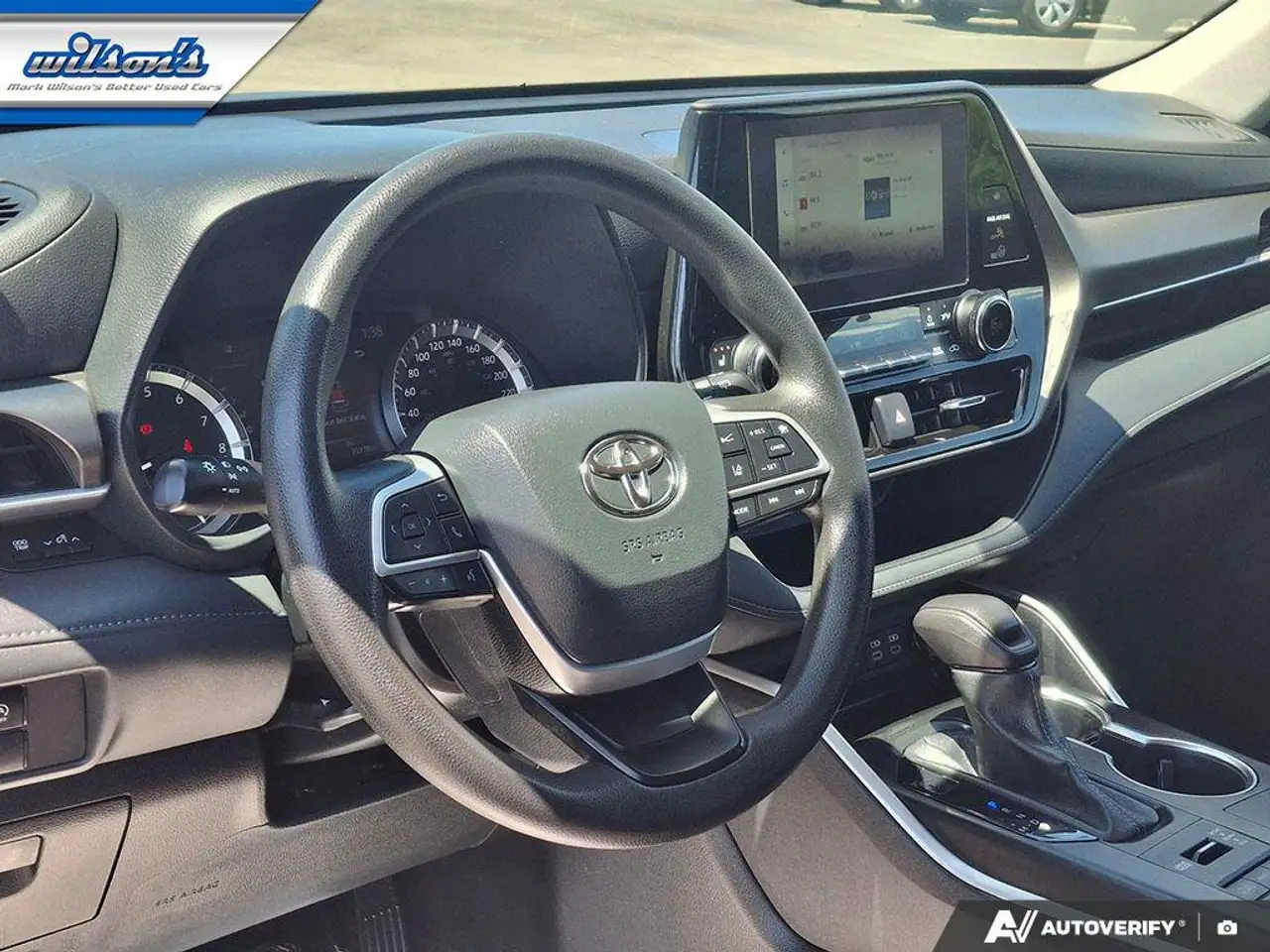 Toyota Highlander снимка Toyota Highlander