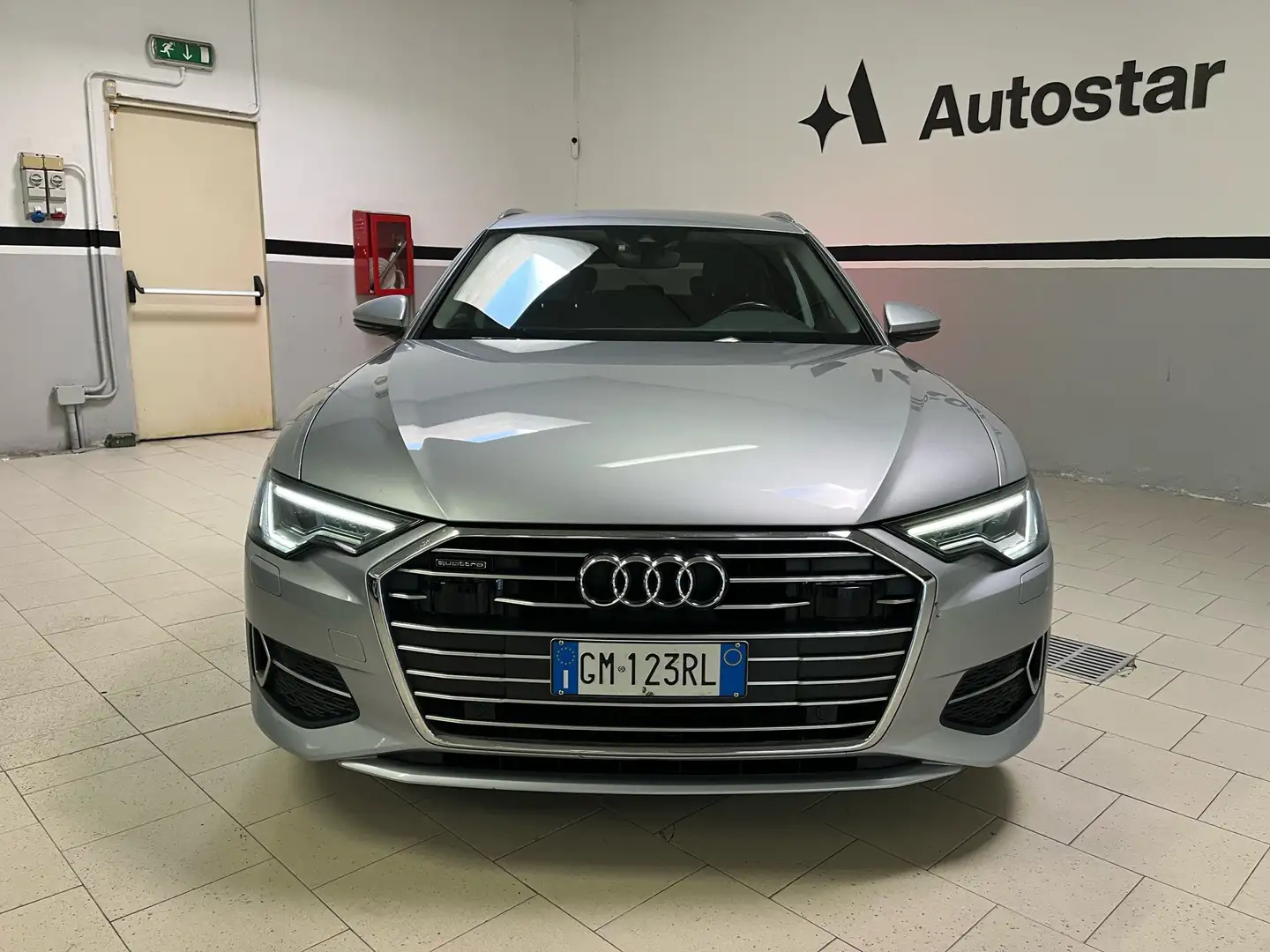 Audi A6 Avant 40 2.0 tdi mhev  Sport quattro s-tro Argento - 2