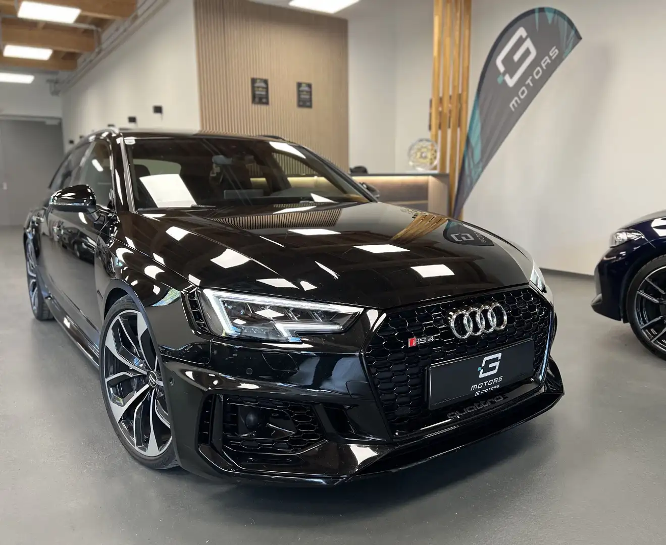 Audi RS4 RS 4 2.9 TFSI ALL BLACK KERAMIK 360 PANO MATRIX B Schwarz - 1