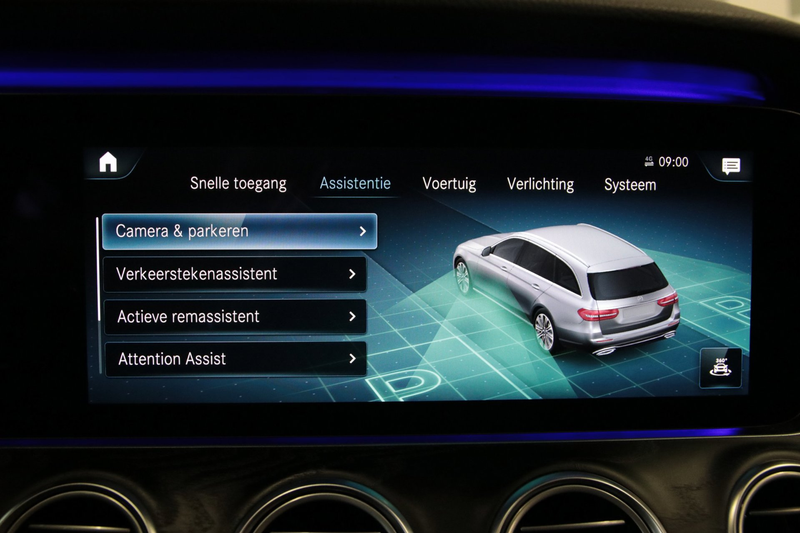Mercedes-Benz E 200 Estate Luxury/ Avantgarde/ Apple carplay/ — photo 31