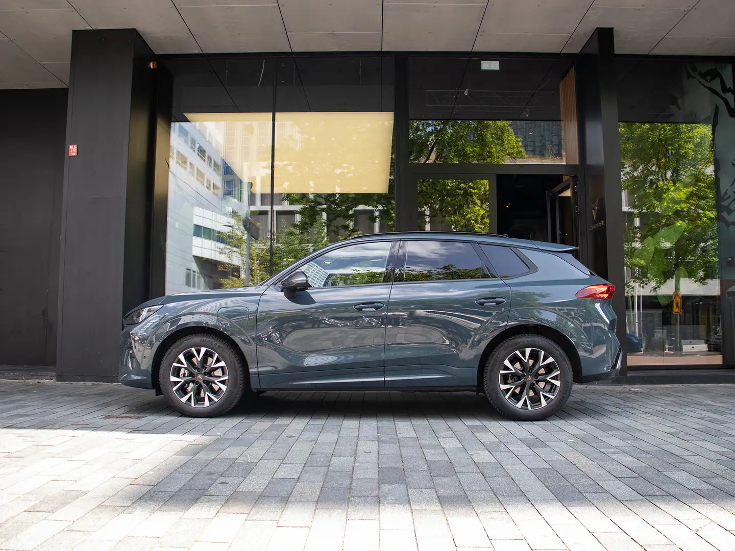 CUPRA Terramar 1.5 TSI e-Hybrid Business 204pk | Alcantara bekled Blauw - 2