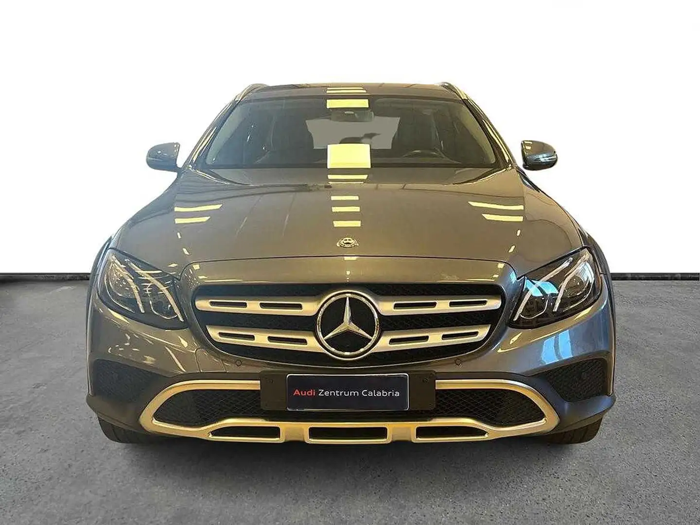 Mercedes-Benz E 220 Classe E E 220 d S.W. 4Matic Auto Premium All-Terr Grigio - 2