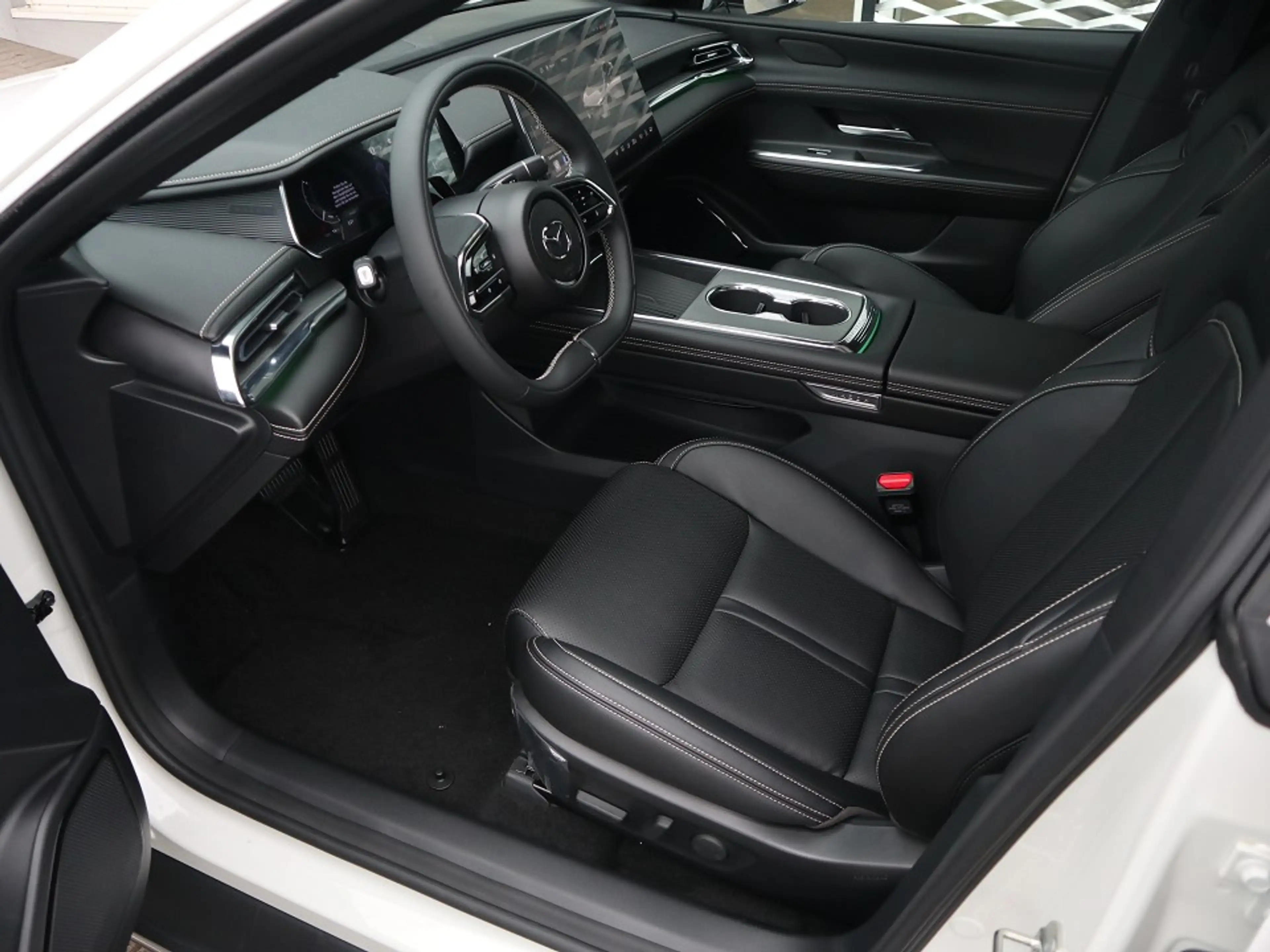 Mazda 6e 2027 EV-258 Takumi PANO 360° LED Sony-Sound — photo 11