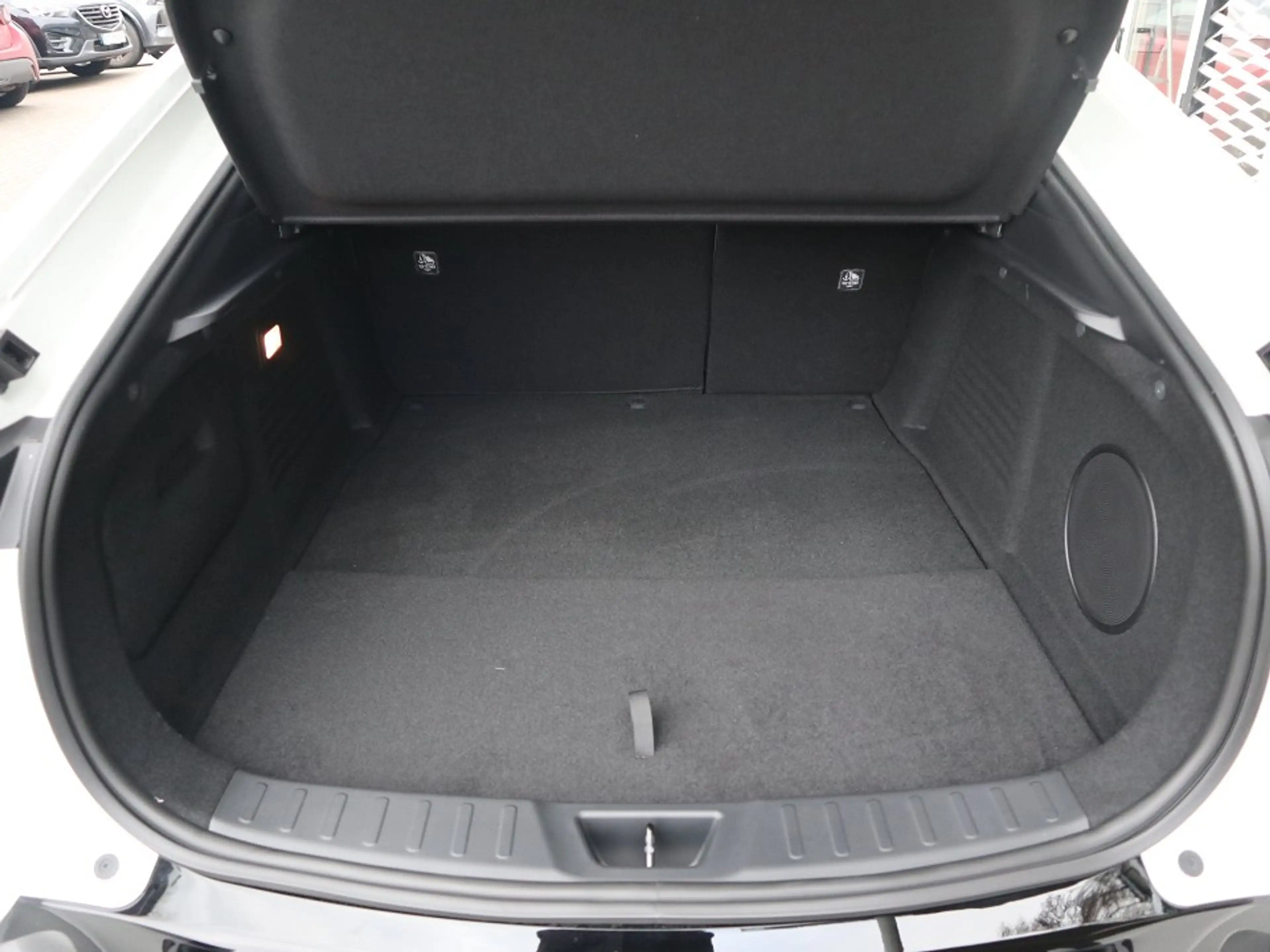 Mazda 6e 2027 EV-258 Takumi PANO 360° LED Sony-Sound — photo 9
