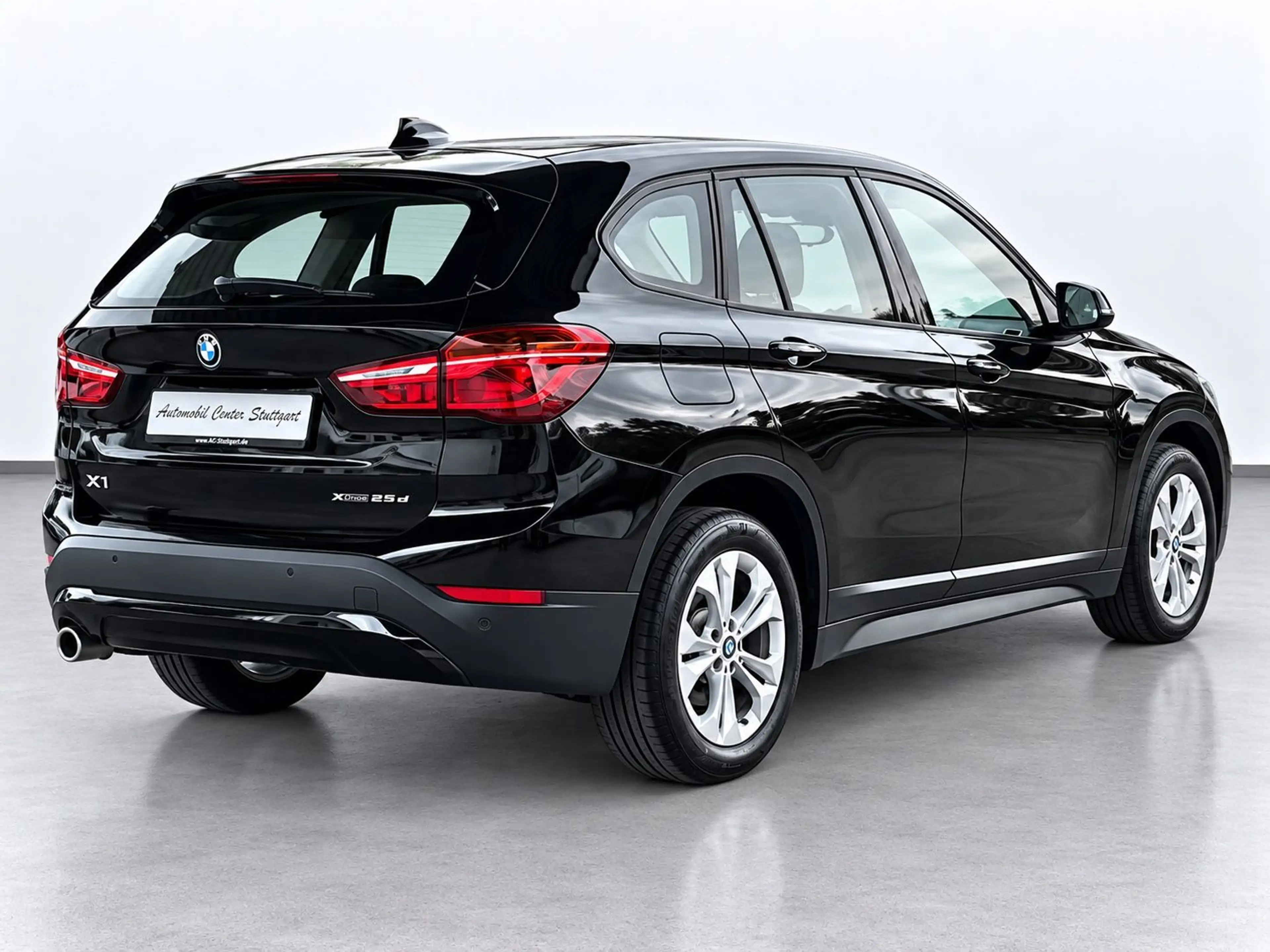 BMW X1 xDrive 25 e Advantage NAVI+SITZHEIZUNG+PDC — photo 6
