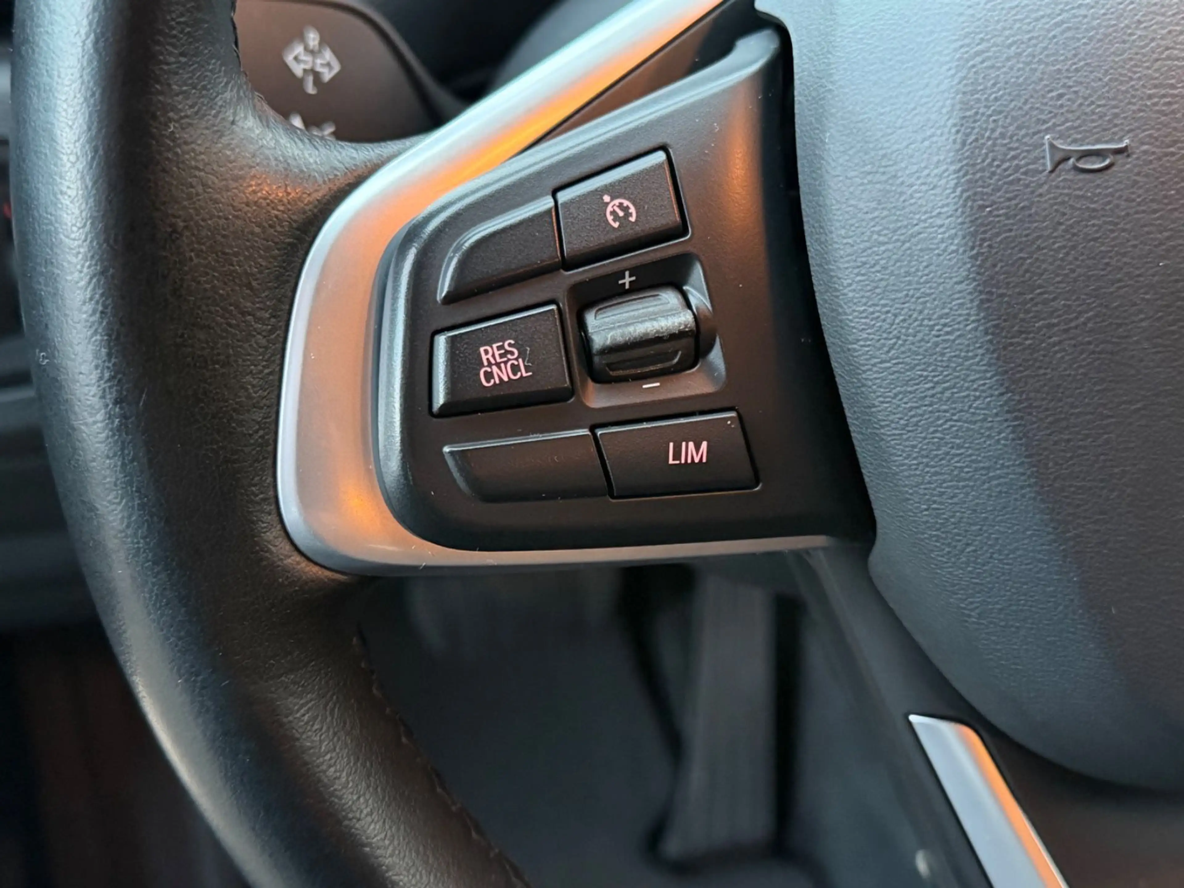 BMW X1 xDrive 25 e Advantage NAVI+SITZHEIZUNG+PDC — photo 18