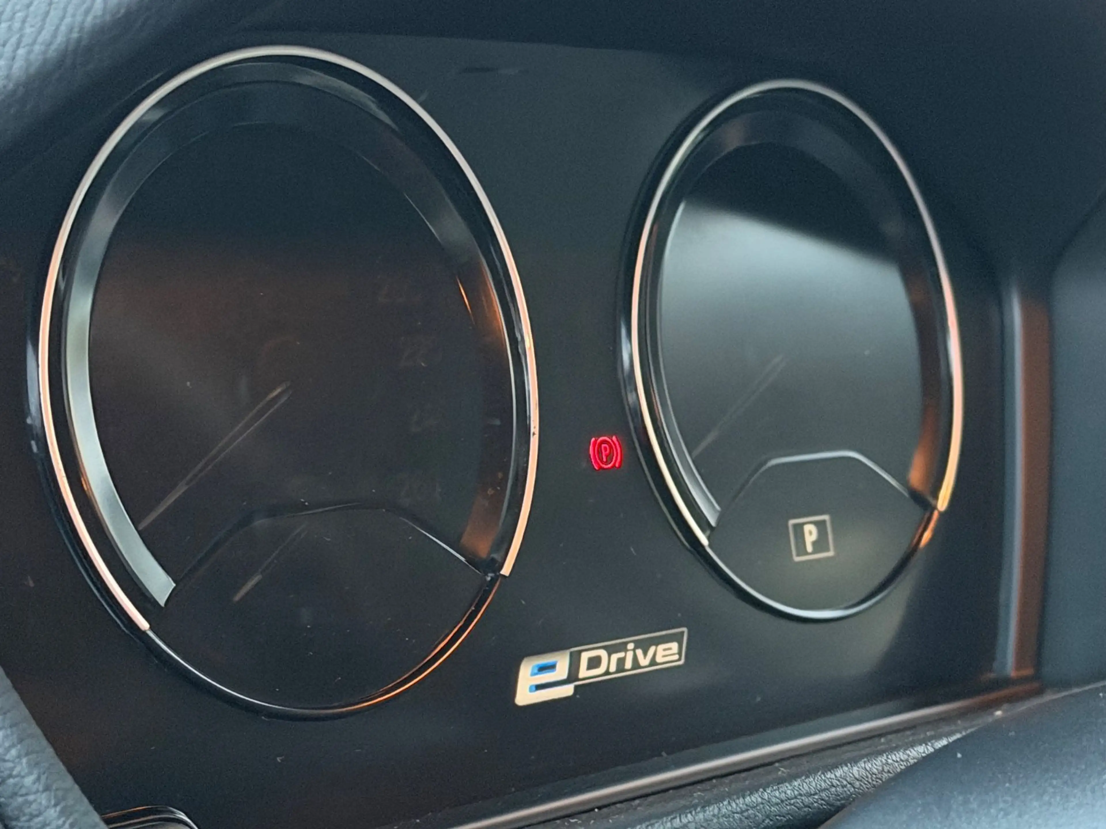 BMW X1 xDrive 25 e Advantage NAVI+SITZHEIZUNG+PDC — photo 15