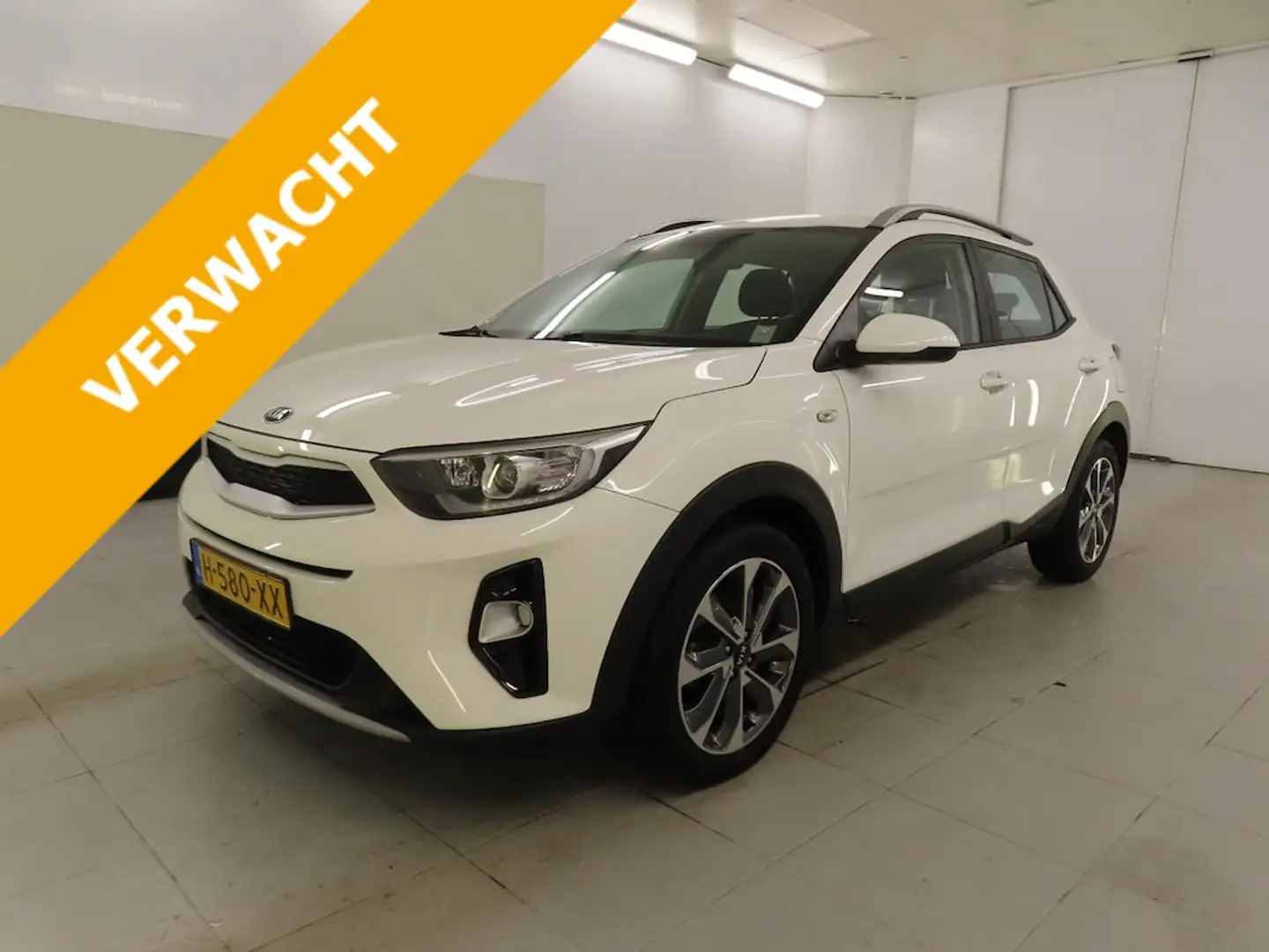Kia Stonic 1.0 T-GDi 100pk DynamicLine Blanc - 1