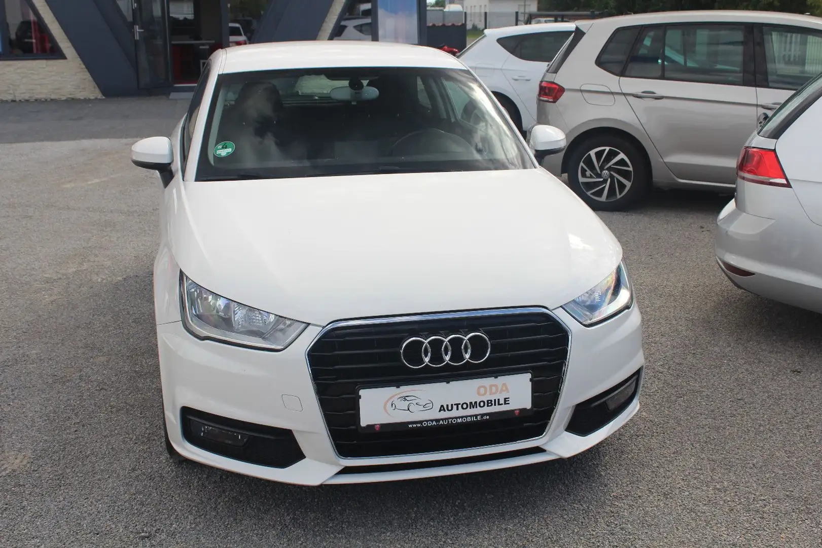 Audi A1 Sport Automatik=NAVI=KLIMA=SITZHEIZUNG Weiß - 1