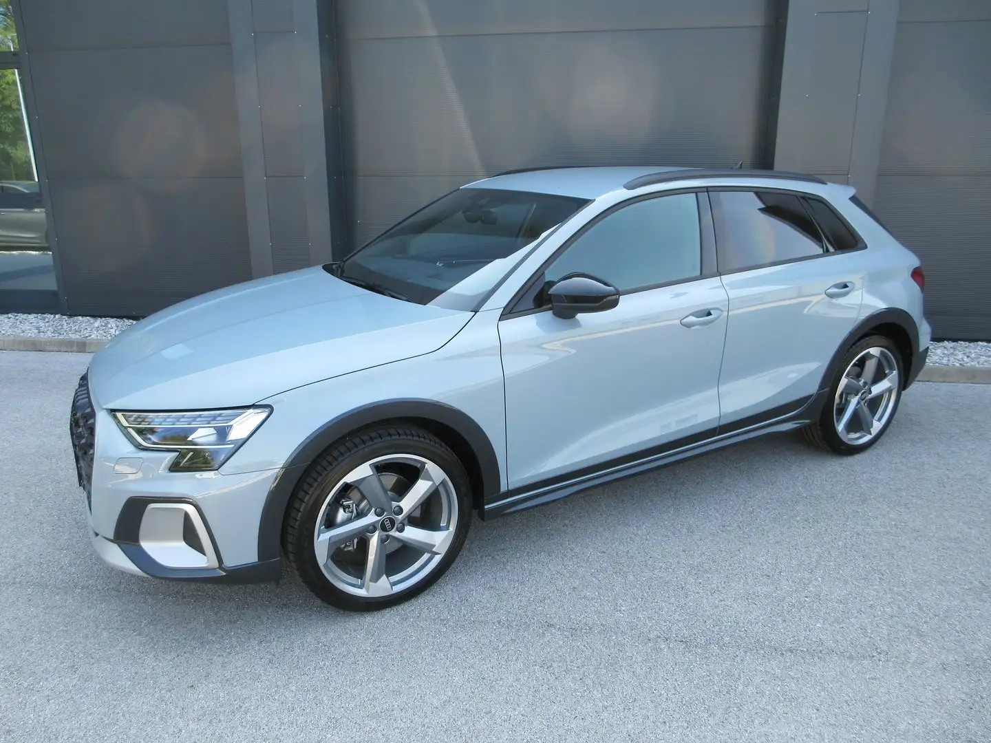 Audi A3 35 TDI Grau - 2