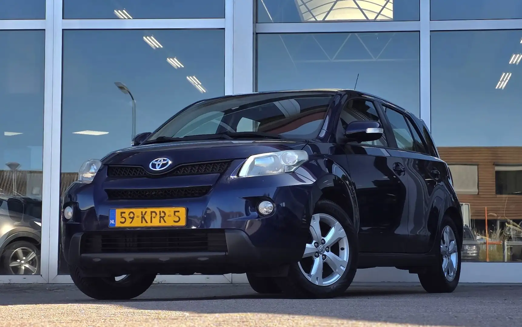Toyota Urban Cruiser 1.3 VVT-i Aspiration 100% Dealer onderhoud! Trekha Kék - 1