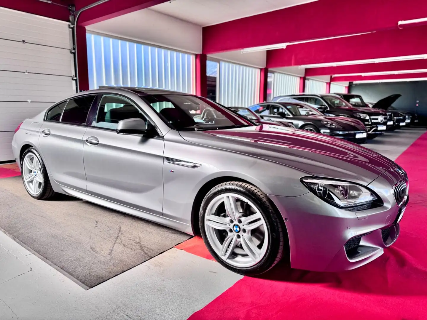 BMW 640 640d GranCoupe xDrive M Paket LED Pano HeadUp 19 Gris - 2