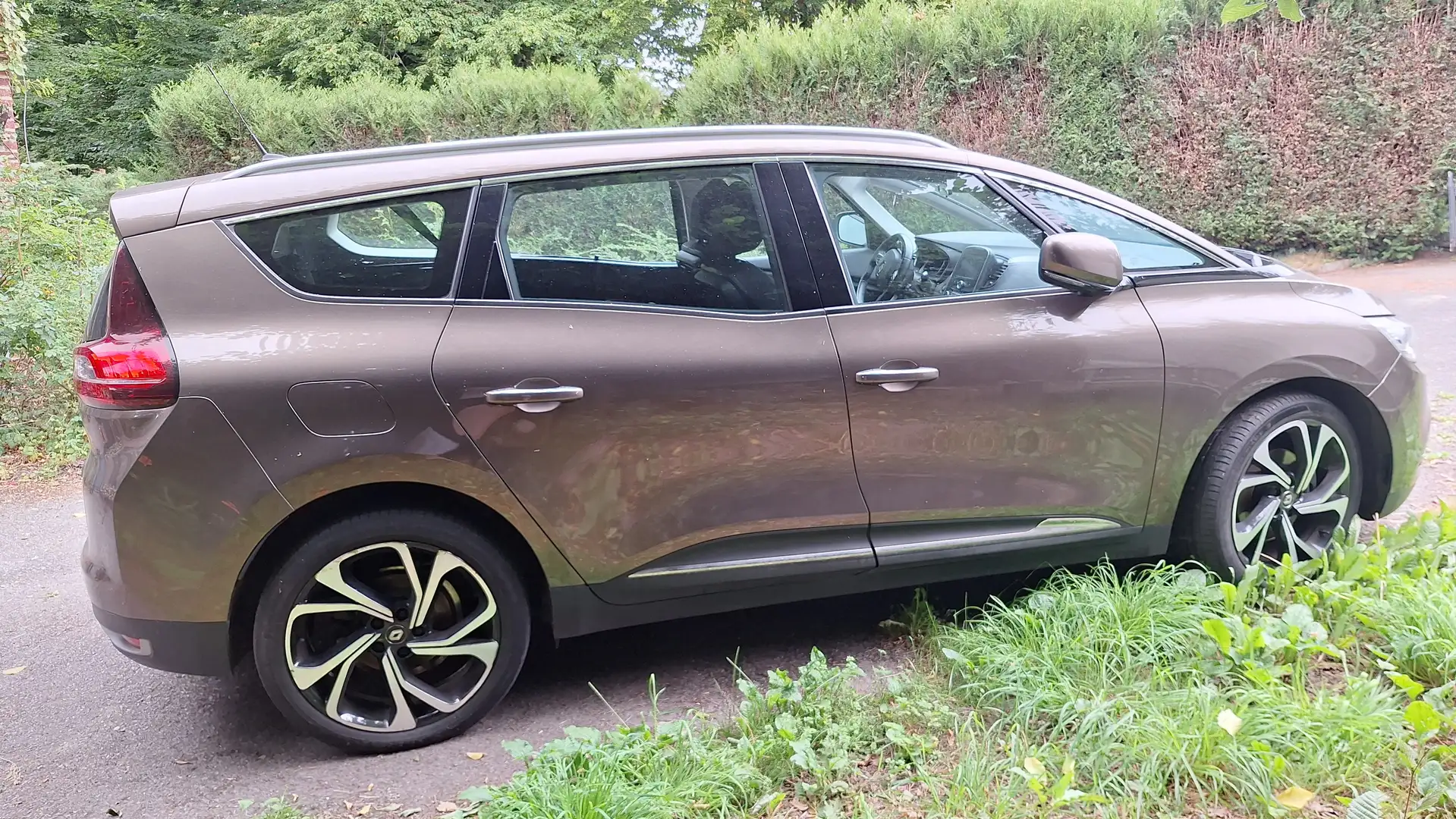Renault Grand Scenic Grand Scénic 1.5 dCi Energy Intens Collection Brun - 2