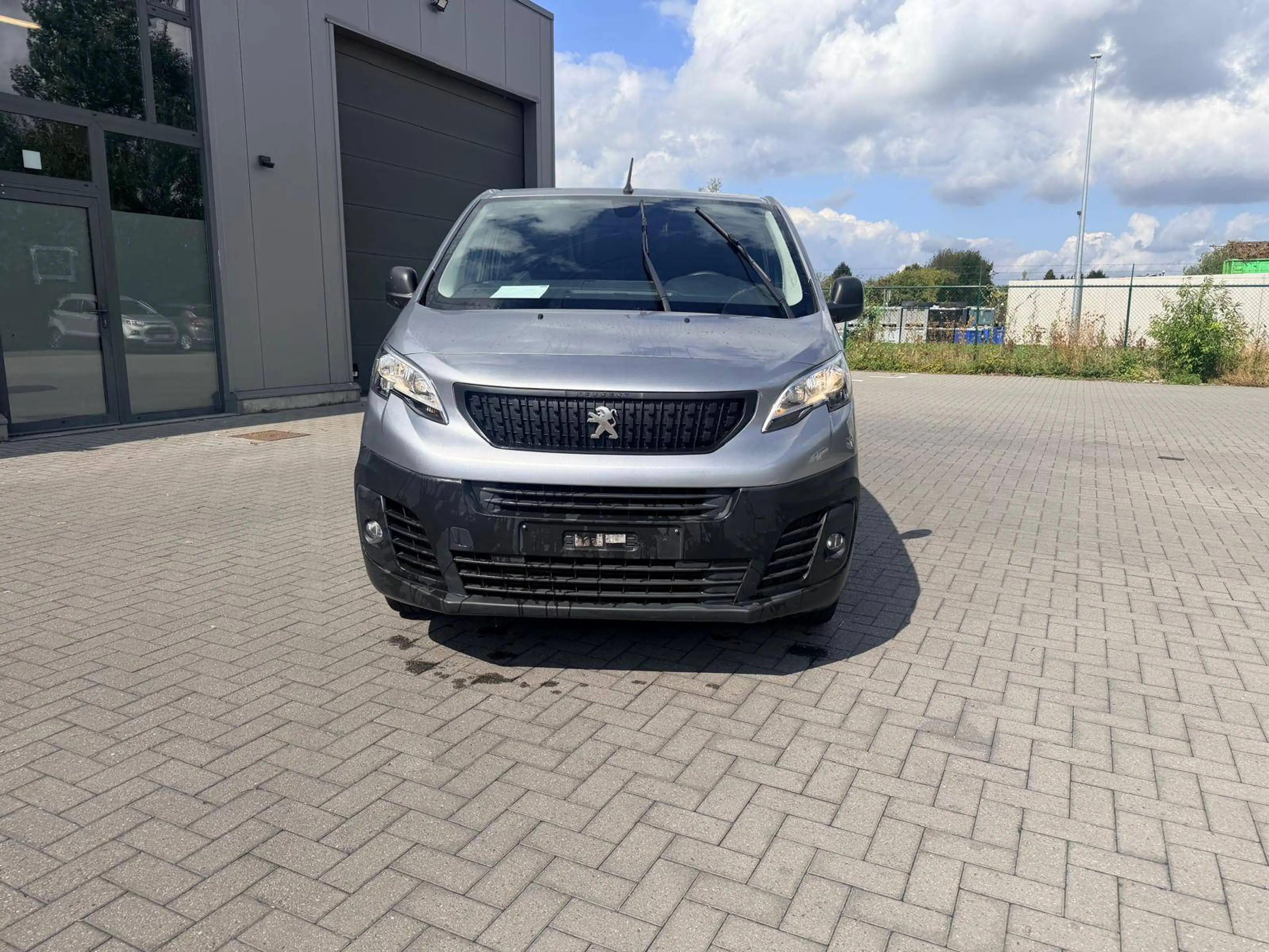 Peugeot Expert 2.0 Hdi *L2*Trekhaak*DAB*3Zit*144PK* — photo 2