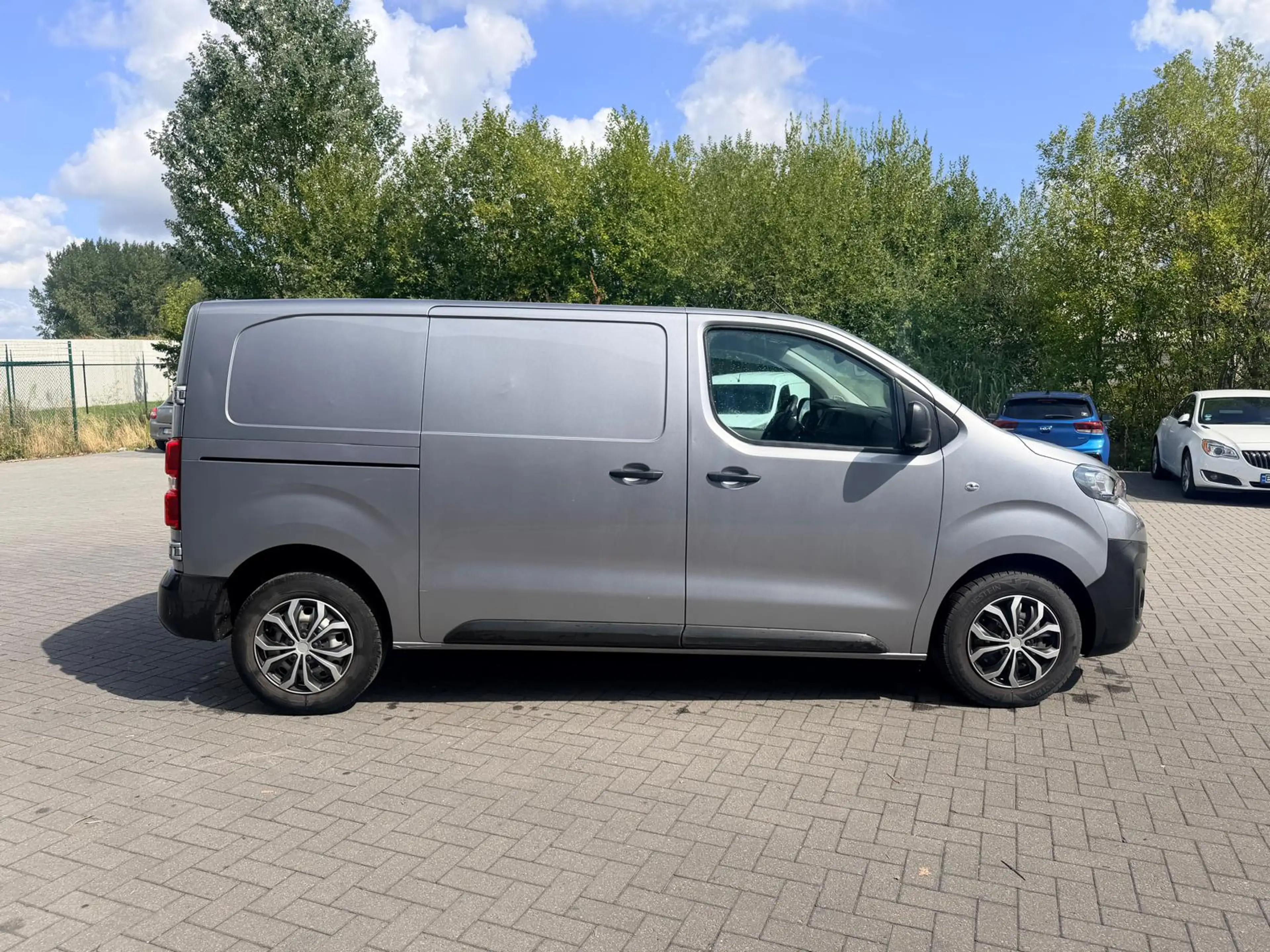 Peugeot Expert 2.0 Hdi *L2*Trekhaak*DAB*3Zit*144PK* — photo 3