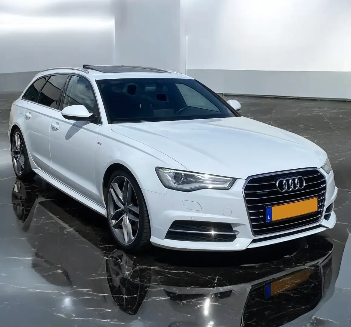 Audi A6 AVANT 3.0 TDI 272CH QUATTRO S LINE S TRONIC PANO Blanc - 1