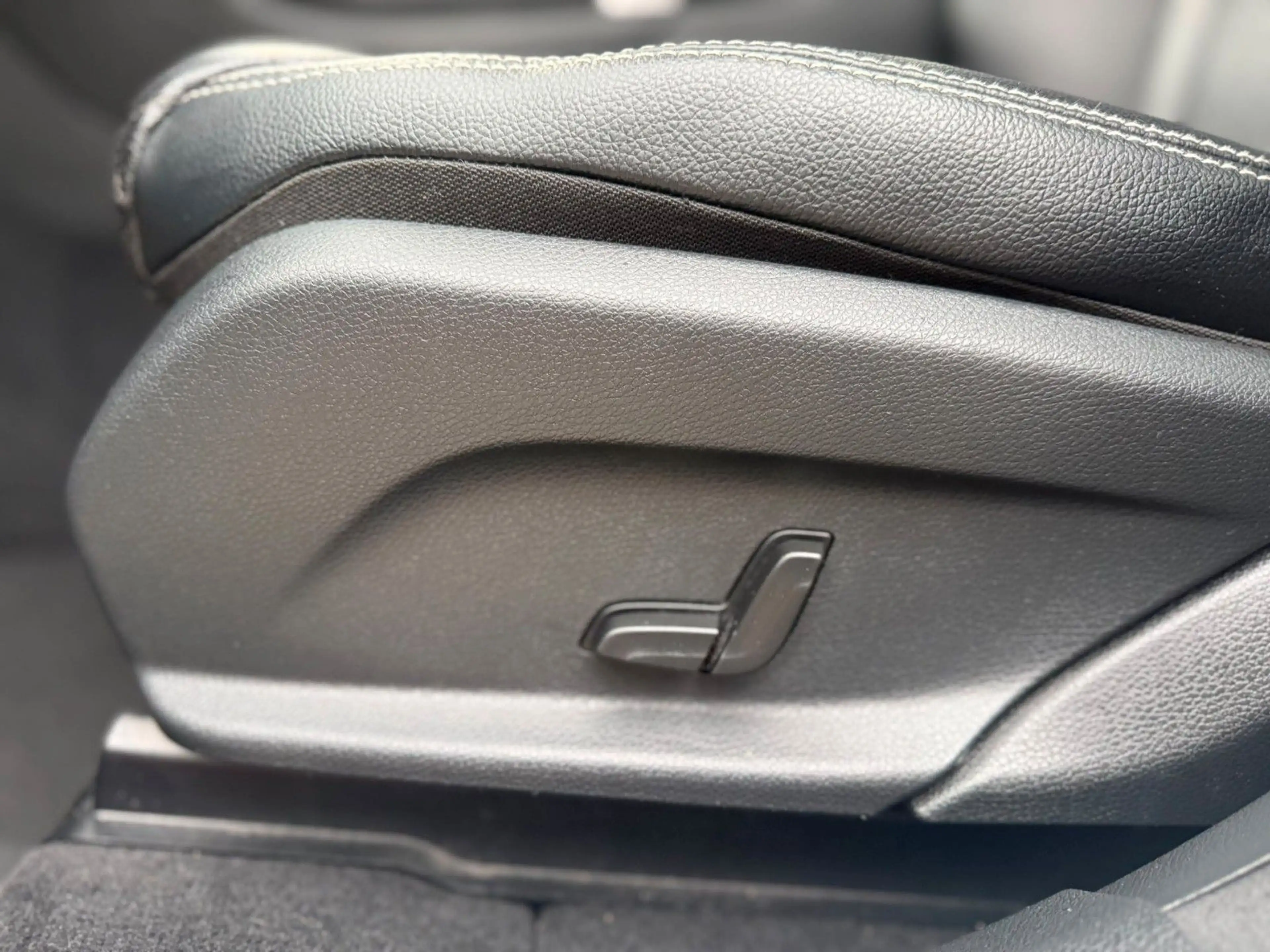 Mercedes-Benz GLC 250 GLC GLC 250 d 4Matic — photo 14