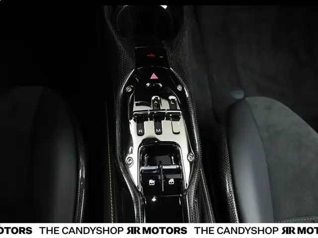 Ferrari SF90 Stradale *Carbon*Lift*Daytona Racing Sitze* Ansicht 37