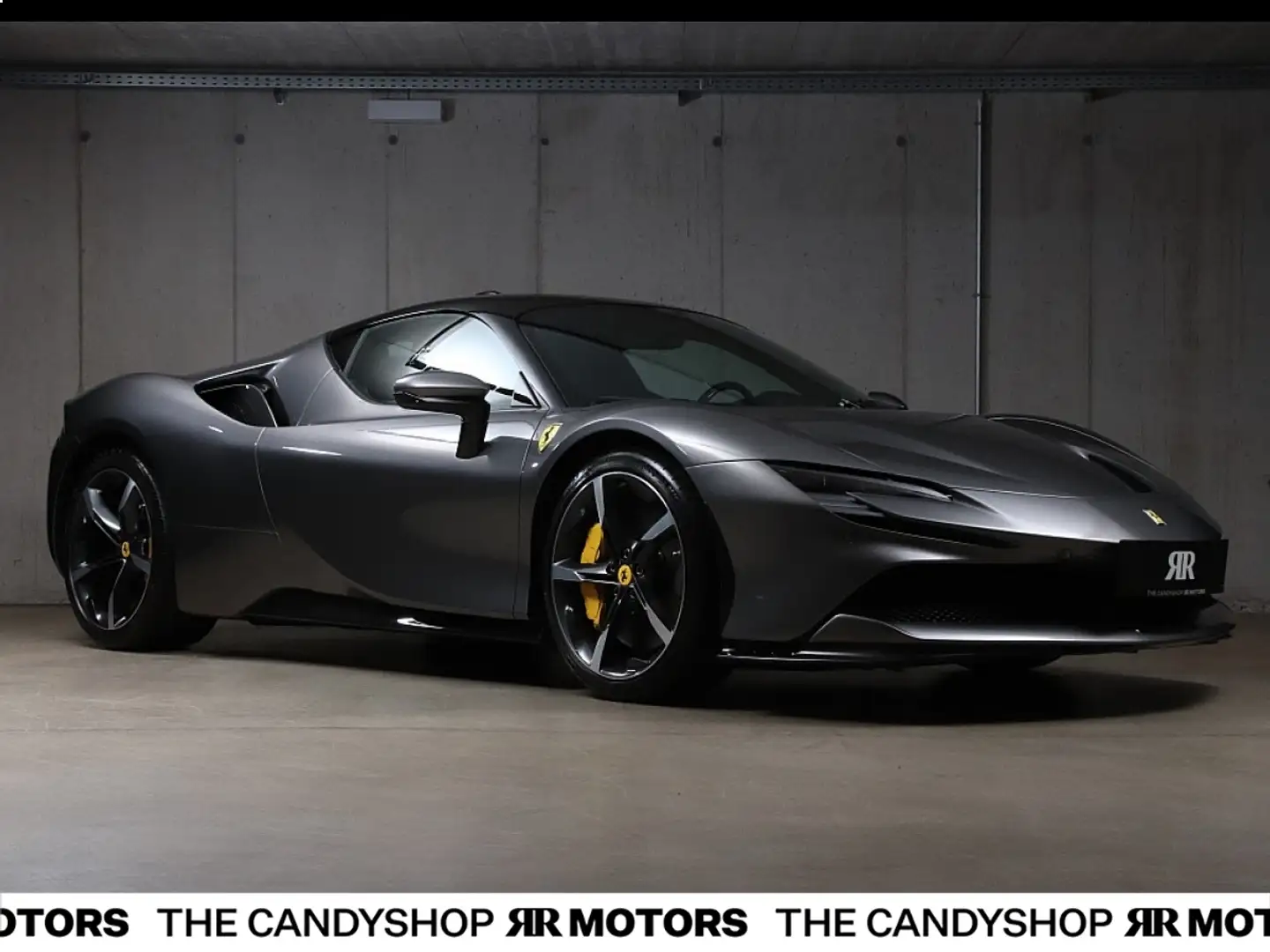 Ferrari SF90 Stradale *Carbon*Lift*Daytona Racing Sitze* Grau - 1