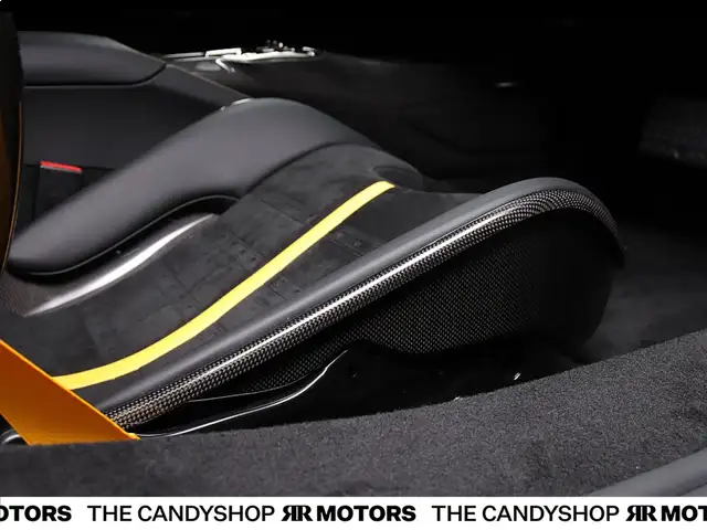 Ferrari SF90 Stradale *Carbon*Lift*Daytona Racing Sitze* Ansicht 28