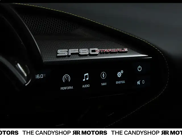 Ferrari SF90 Stradale *Carbon*Lift*Daytona Racing Sitze* Ansicht 35