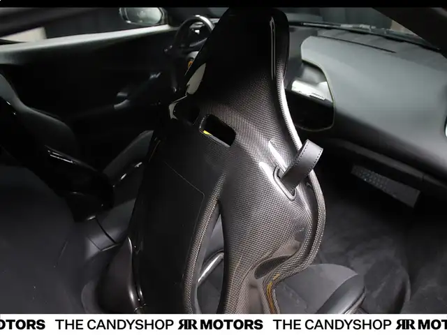 Ferrari SF90 Stradale *Carbon*Lift*Daytona Racing Sitze* Ansicht 29