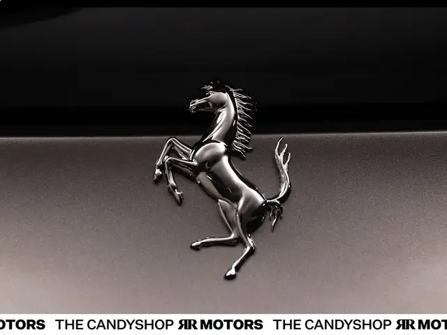 Ferrari SF90 Stradale *Carbon*Lift*Daytona Racing Sitze* Ansicht 9