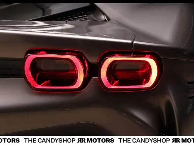 Ferrari SF90 Stradale *Carbon*Lift*Daytona Racing Sitze* Ansicht 8