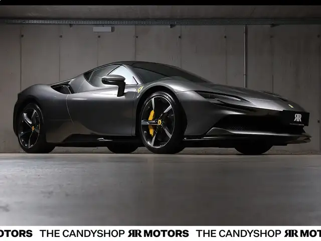 Ferrari SF90 Stradale *Carbon*Lift*Daytona Racing Sitze* Ansicht 2