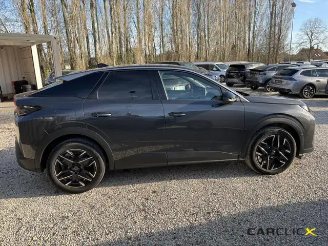 Peugeot 3008 view 6