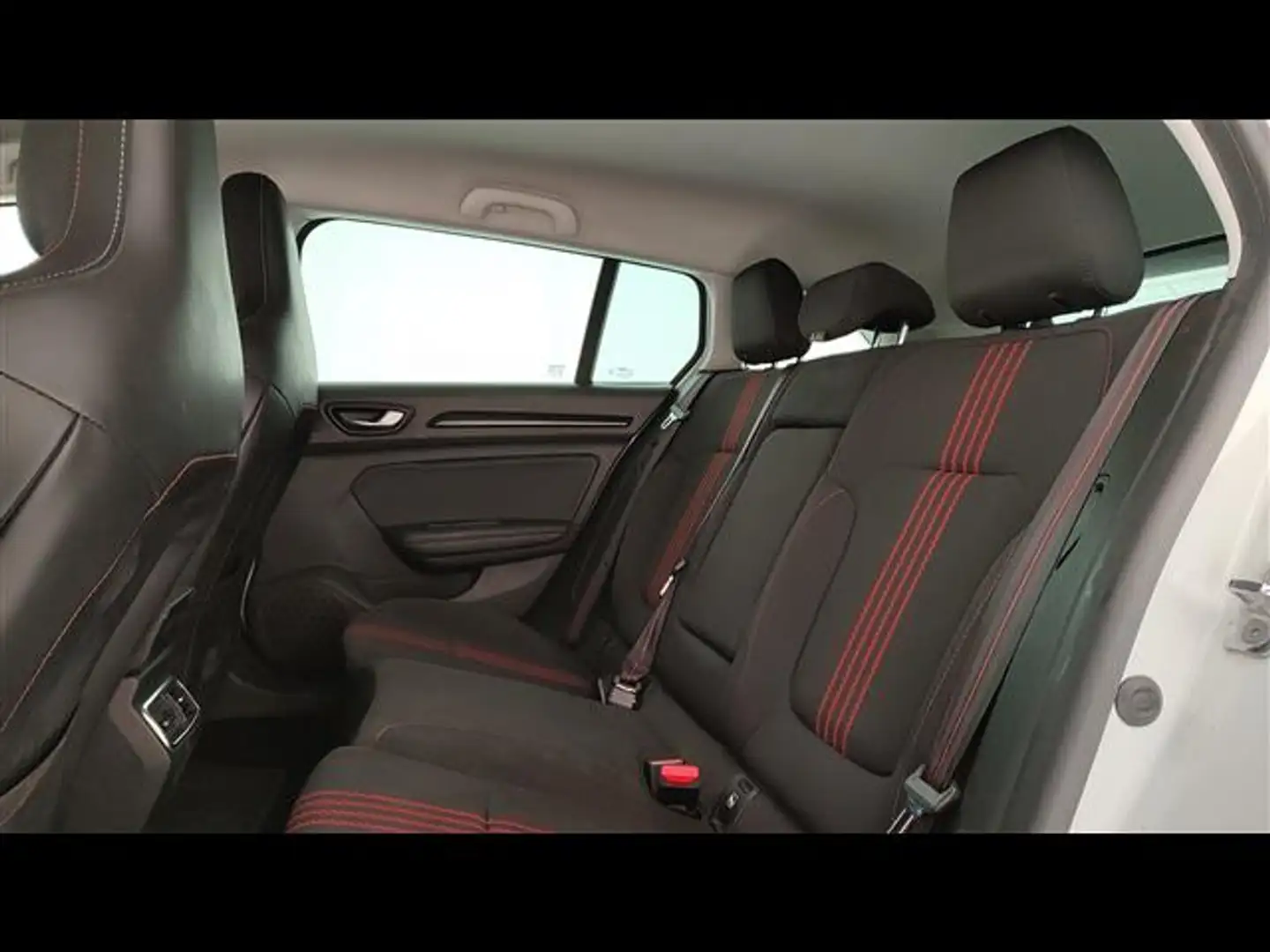 Renault Megane Sporter 1.6 E-TECH Plug-in Hybrid RS Line A Bianco - 1