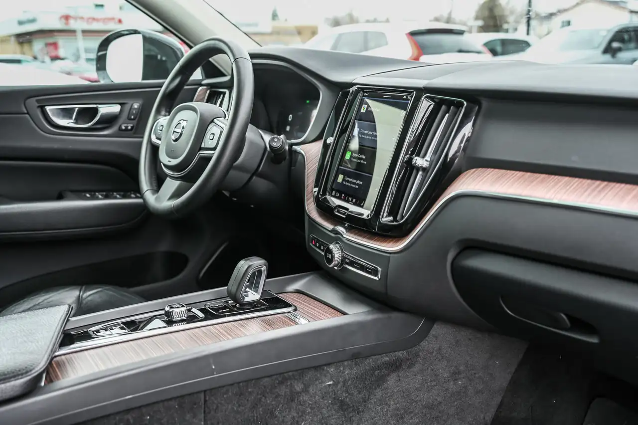 Volvo XC60 снимка Volvo XC60
