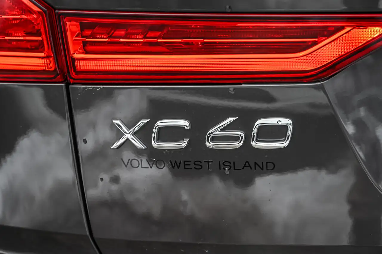 Volvo XC60 снимка Volvo XC60