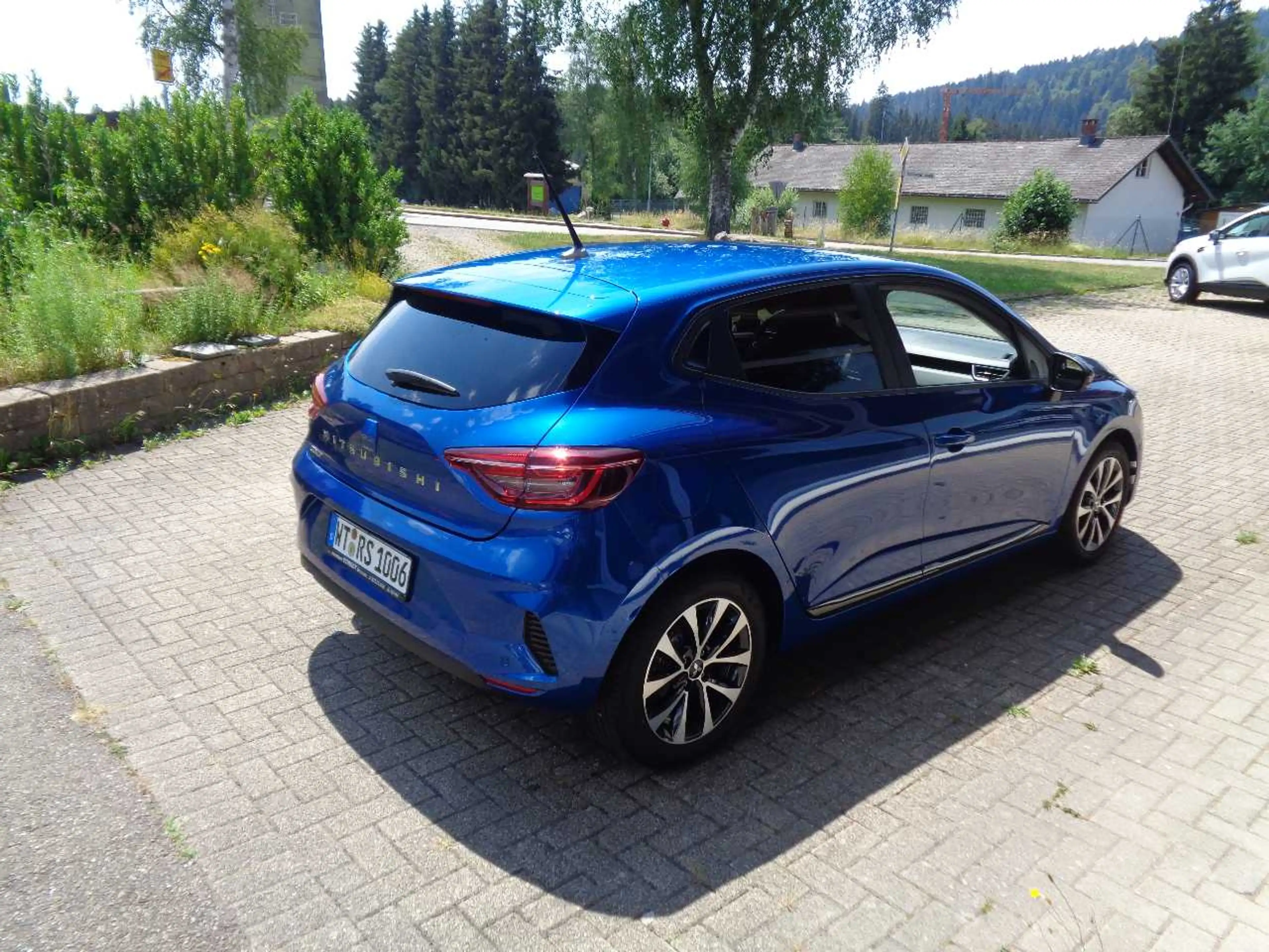 Mitsubishi Colt PLUS 1.0 Benziner 5-Gang — photo 5