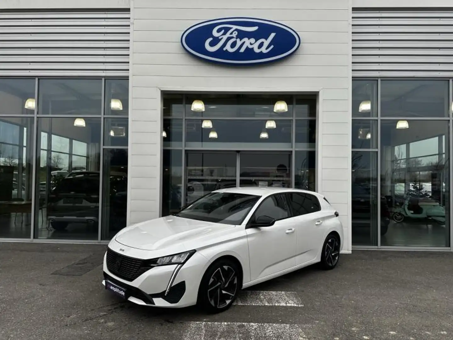 Peugeot 308 1.5 BlueHDi 130ch S\u0026S Allure Pack EAT8 Blanc - 1