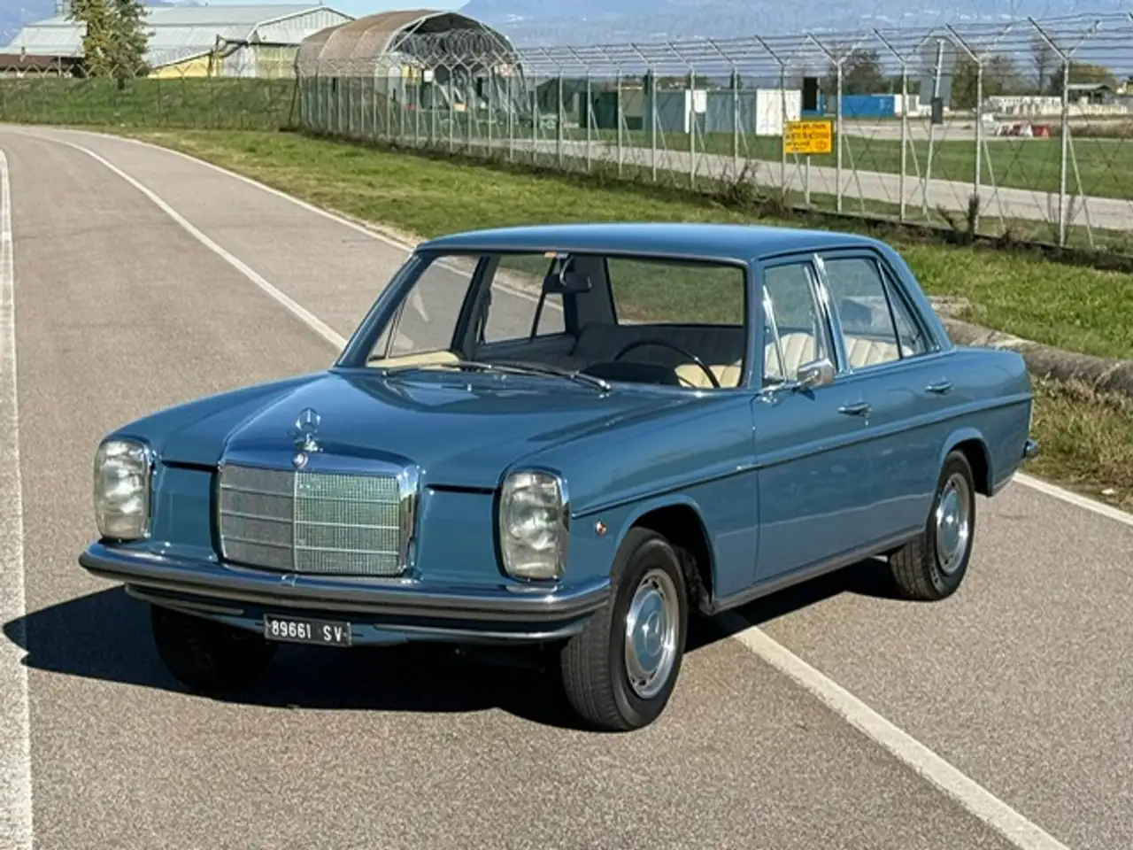 Mercedes-Benz 200 W115 BENZ TARGA ORIGINALE 1°SERIE, foto 1