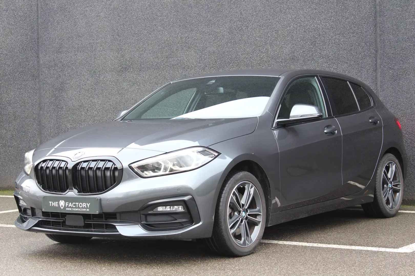 BMW 118 Automaat - Sport Line - 1ste eigenaar - Shadowline Gris - 1