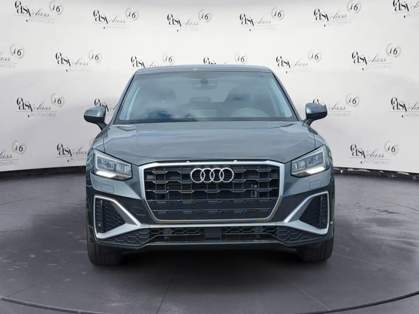 Audi Q2 35 TFSI S tronic S line Navi Cruise Control DAB G Gris - 1