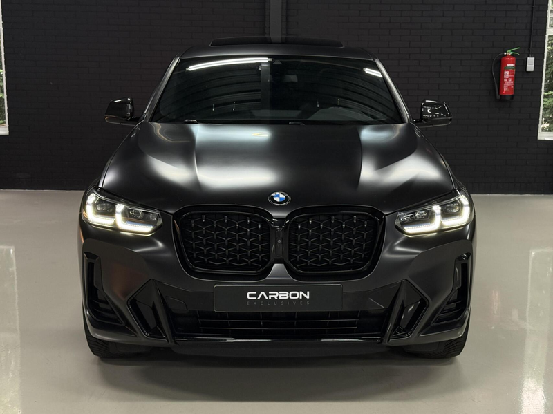 BMW X4 xDrive20i | NL | Pano | Carbon | Orgi Mat | CarPla — photo 10