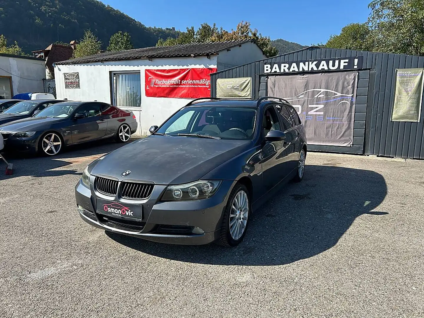 BMW 318 318d Touring Grau - 1