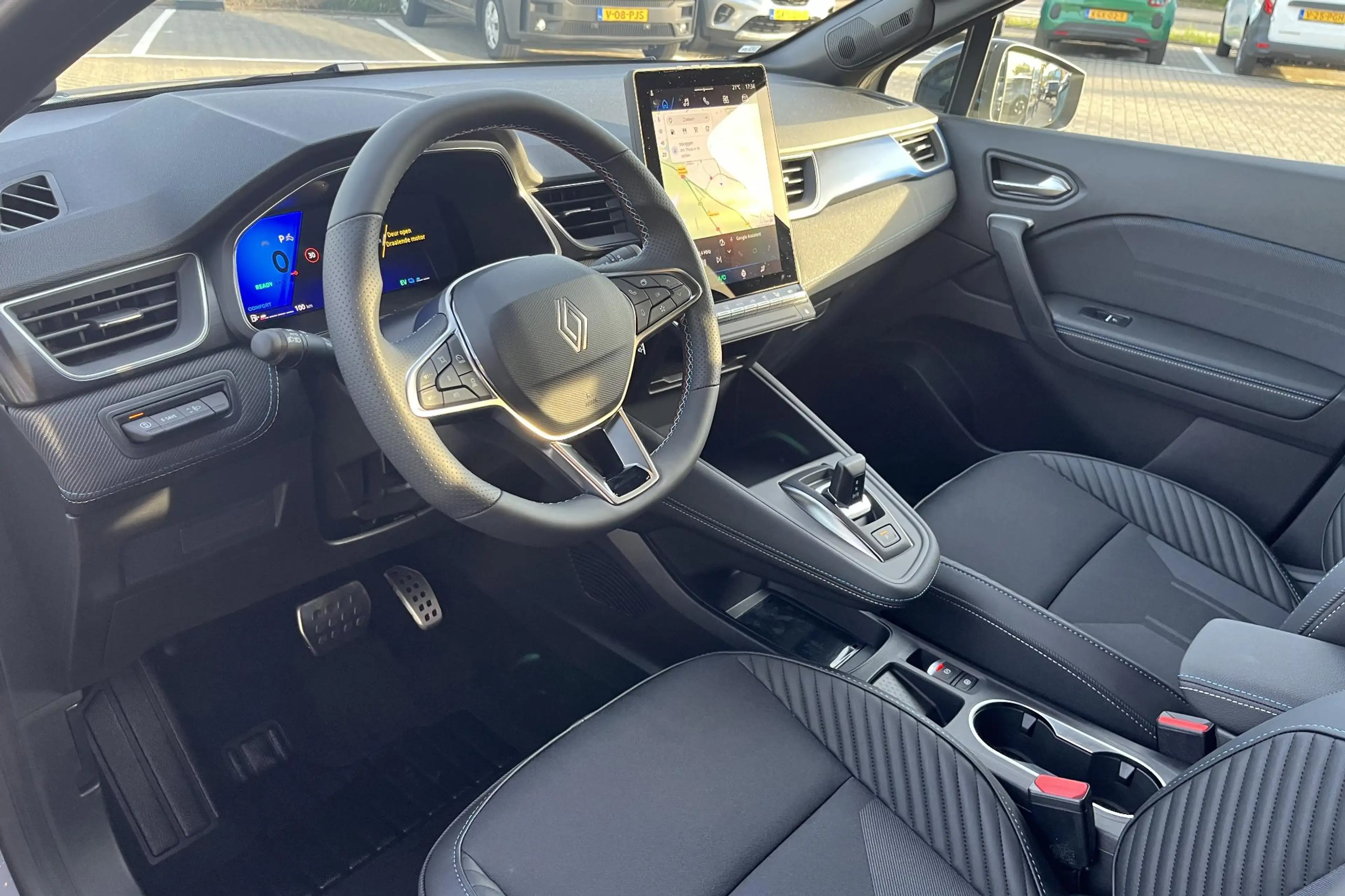 Renault Symbioz 1.8 E-Tech full hybrid 160 esprit Alpine — photo 6