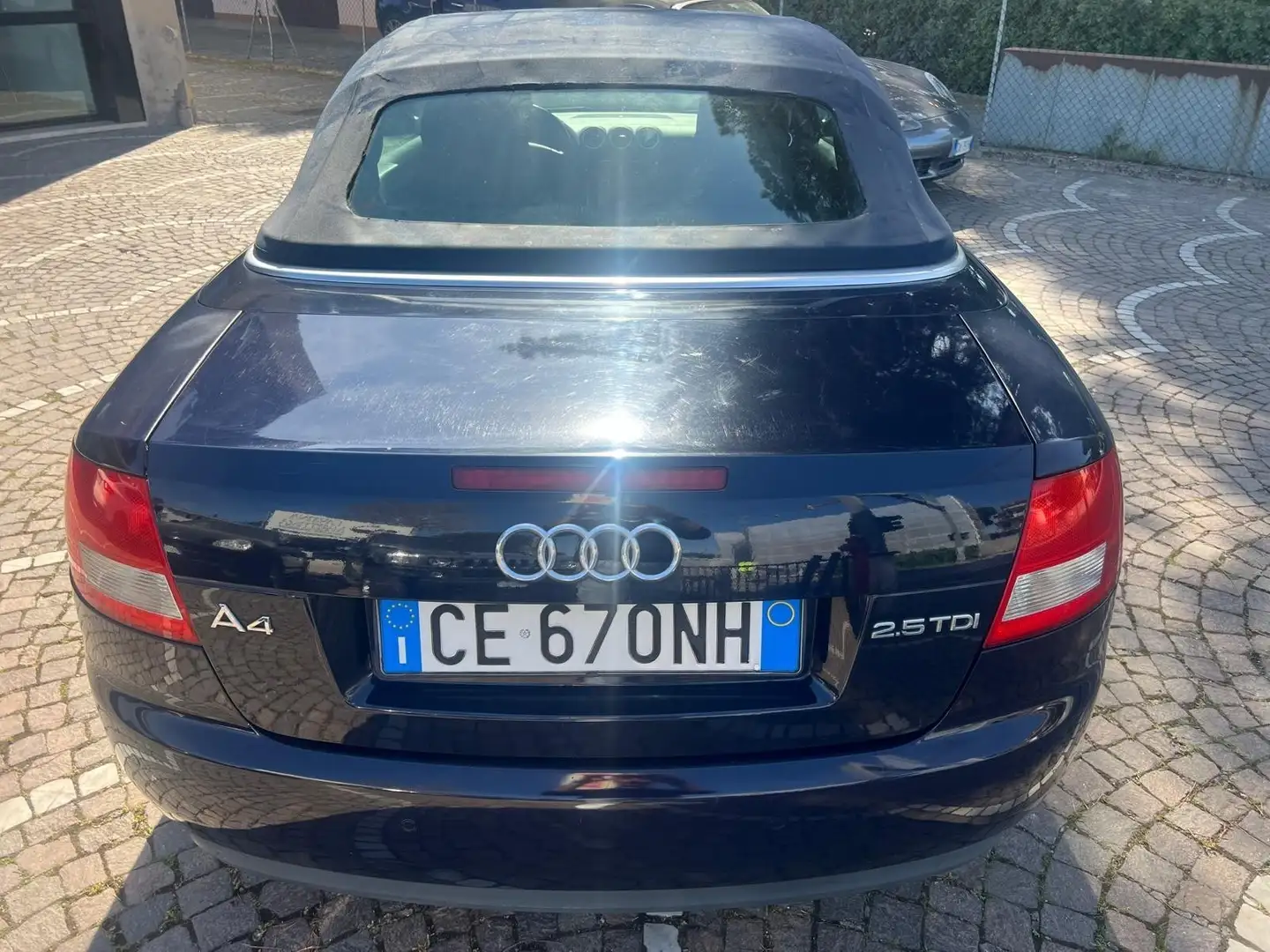 Audi A4 A4 II 2001 Cabriolet Cabrio 2.5 V6 tdi 163cv Blu/Azzurro - 2