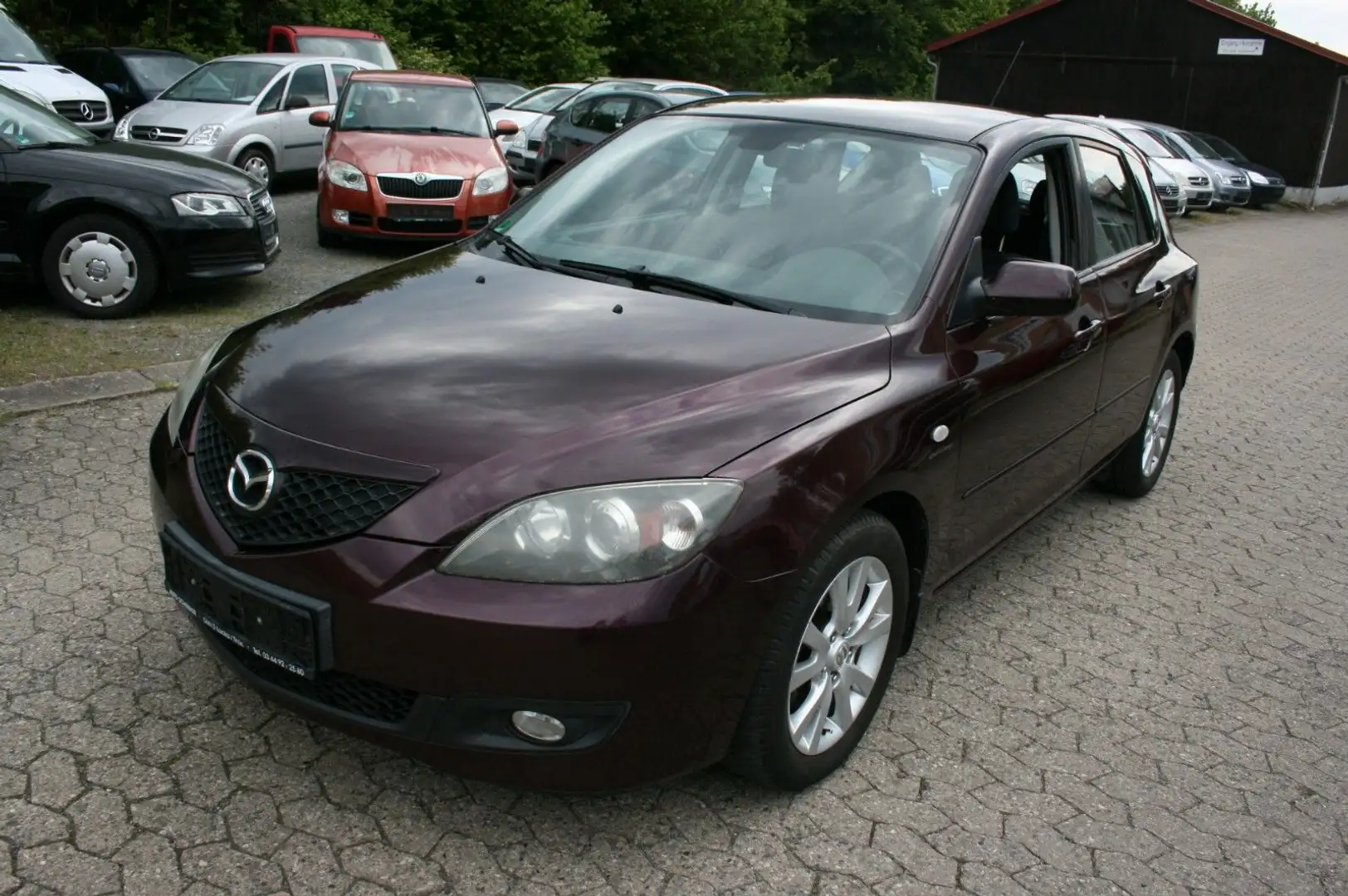 Mazda 3 Lim. 1.6 Sport Active "Tüv und Service neu" Violet - 2