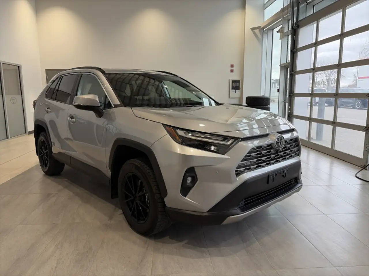 Toyota RAV 4 снимка Toyota RAV 4