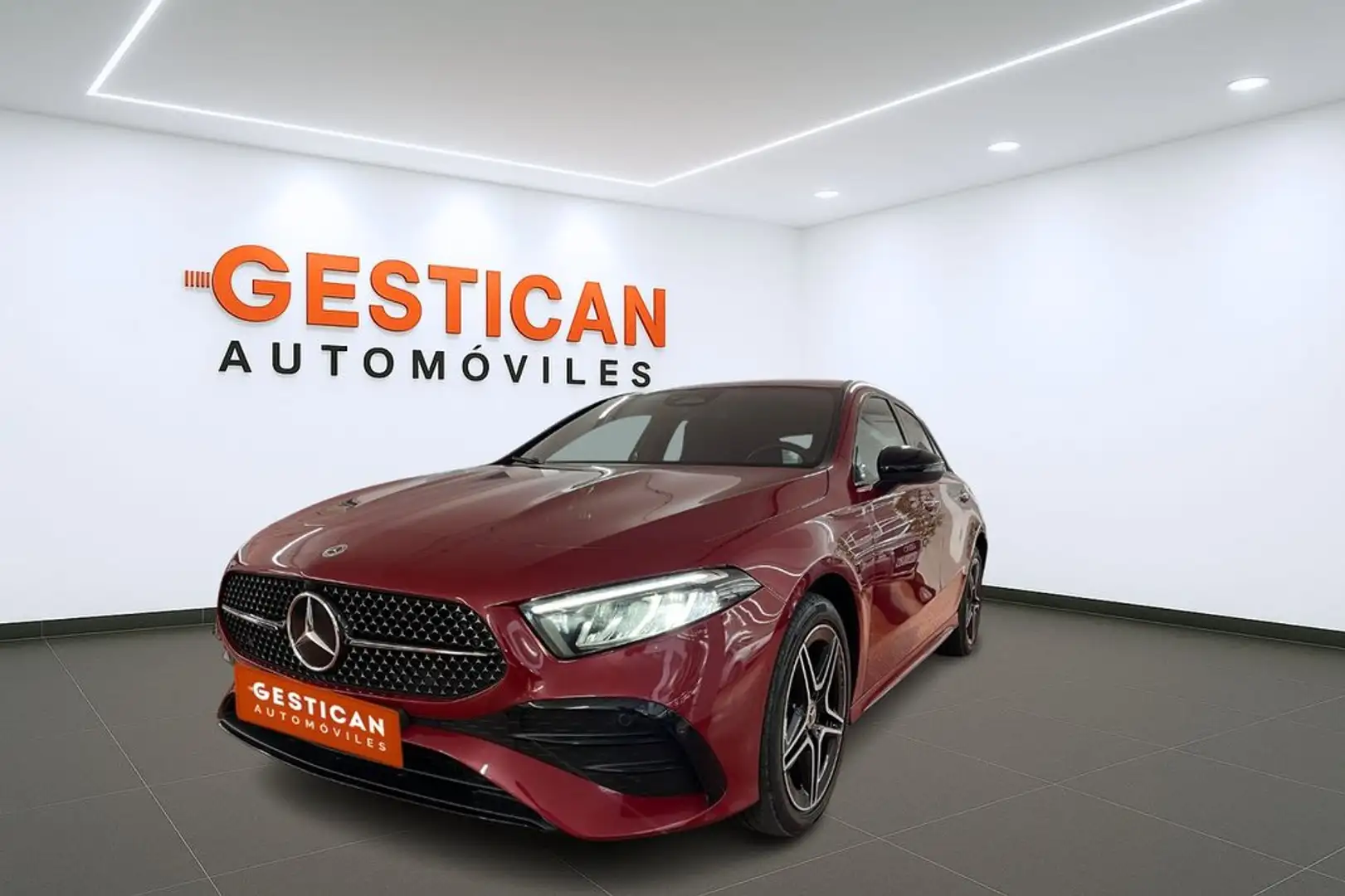 Mercedes-Benz A 250 e Rouge - 1