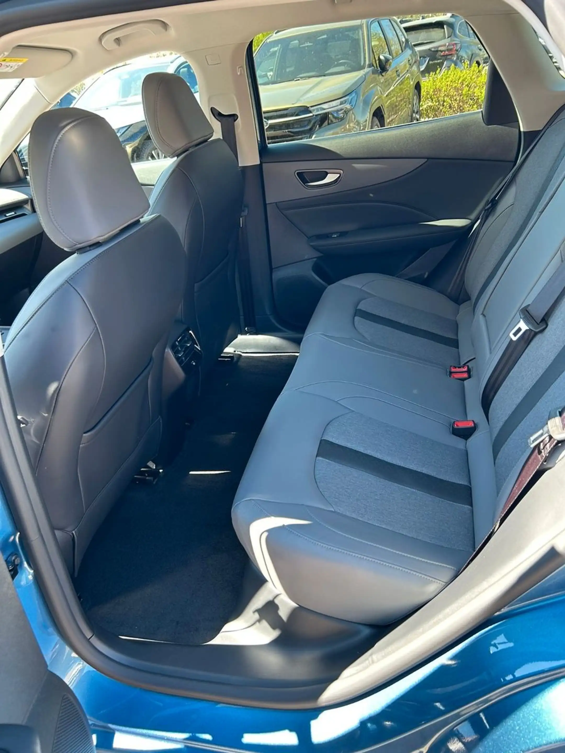 MG S5 64 kWh Luxury Long Range Vorführwagen — photo 13