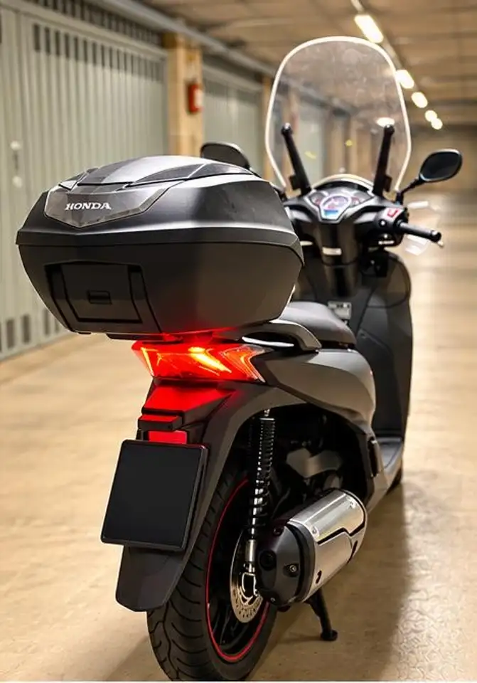 Honda SH 300