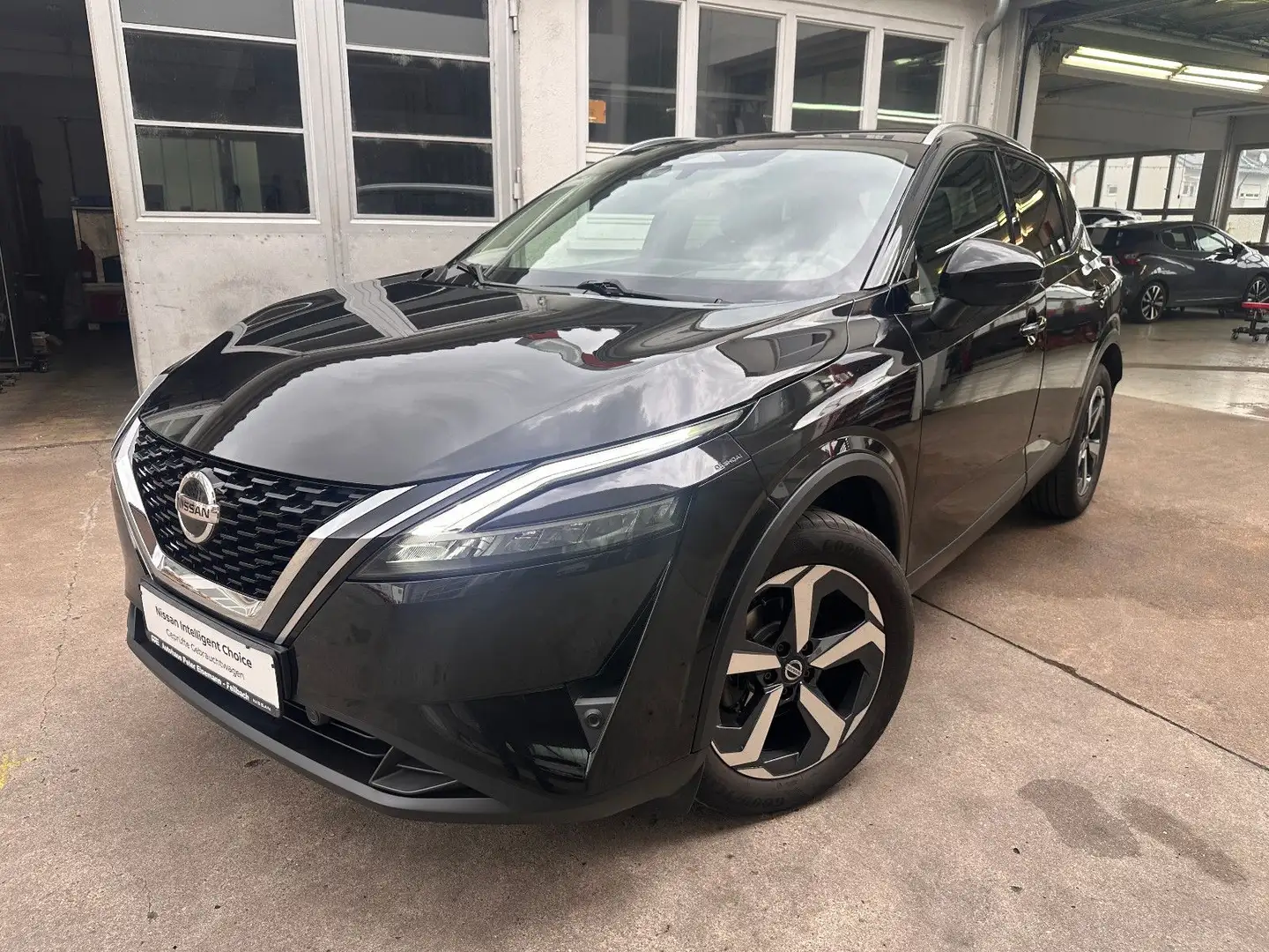 Nissan Qashqai Premiere Edition Noir - 1